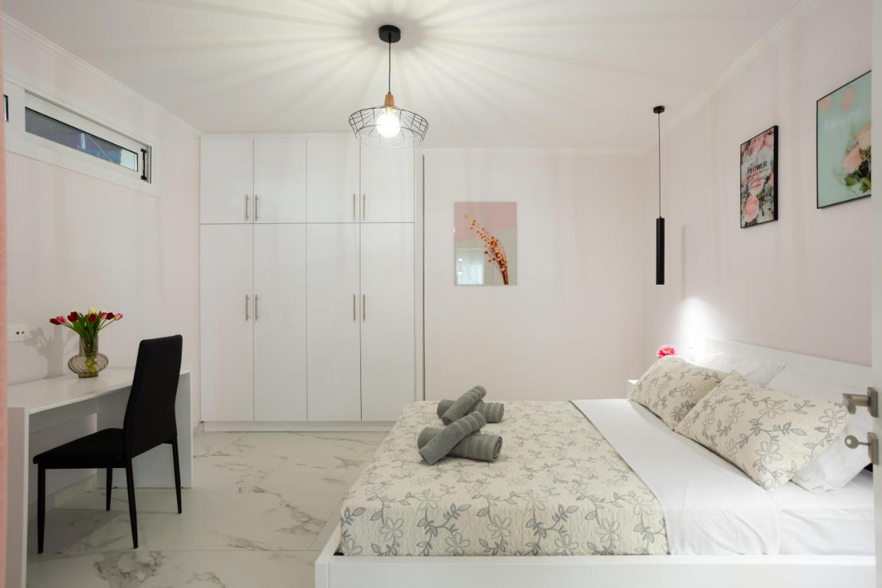 Nina'S Luxury Apartments Viros Luaran gambar